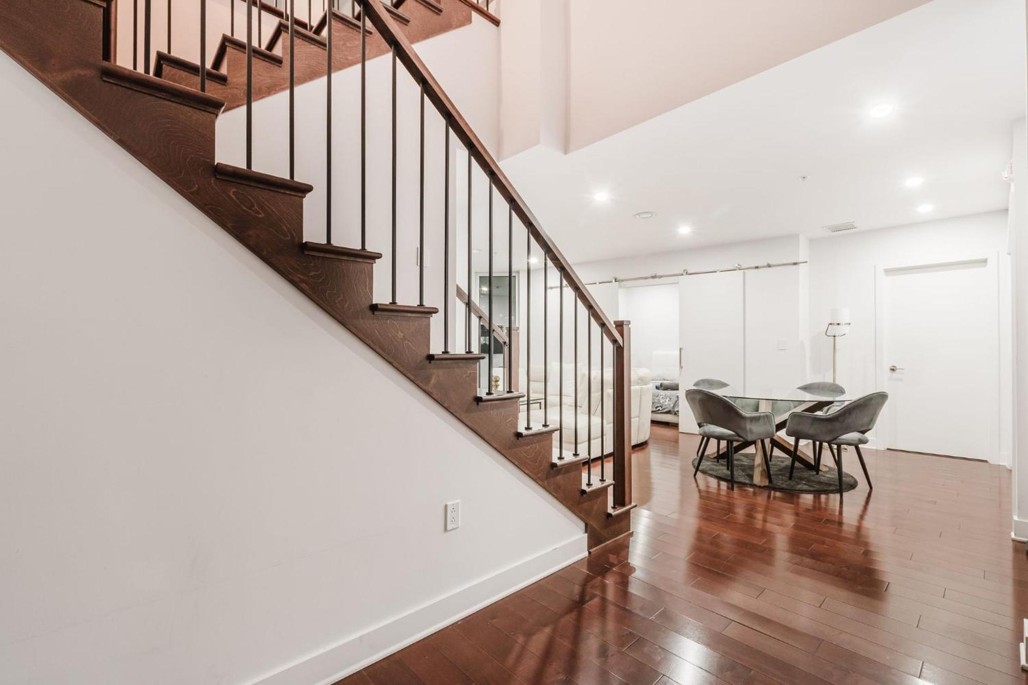 Penthouse Elegant Centre-ville Montreal